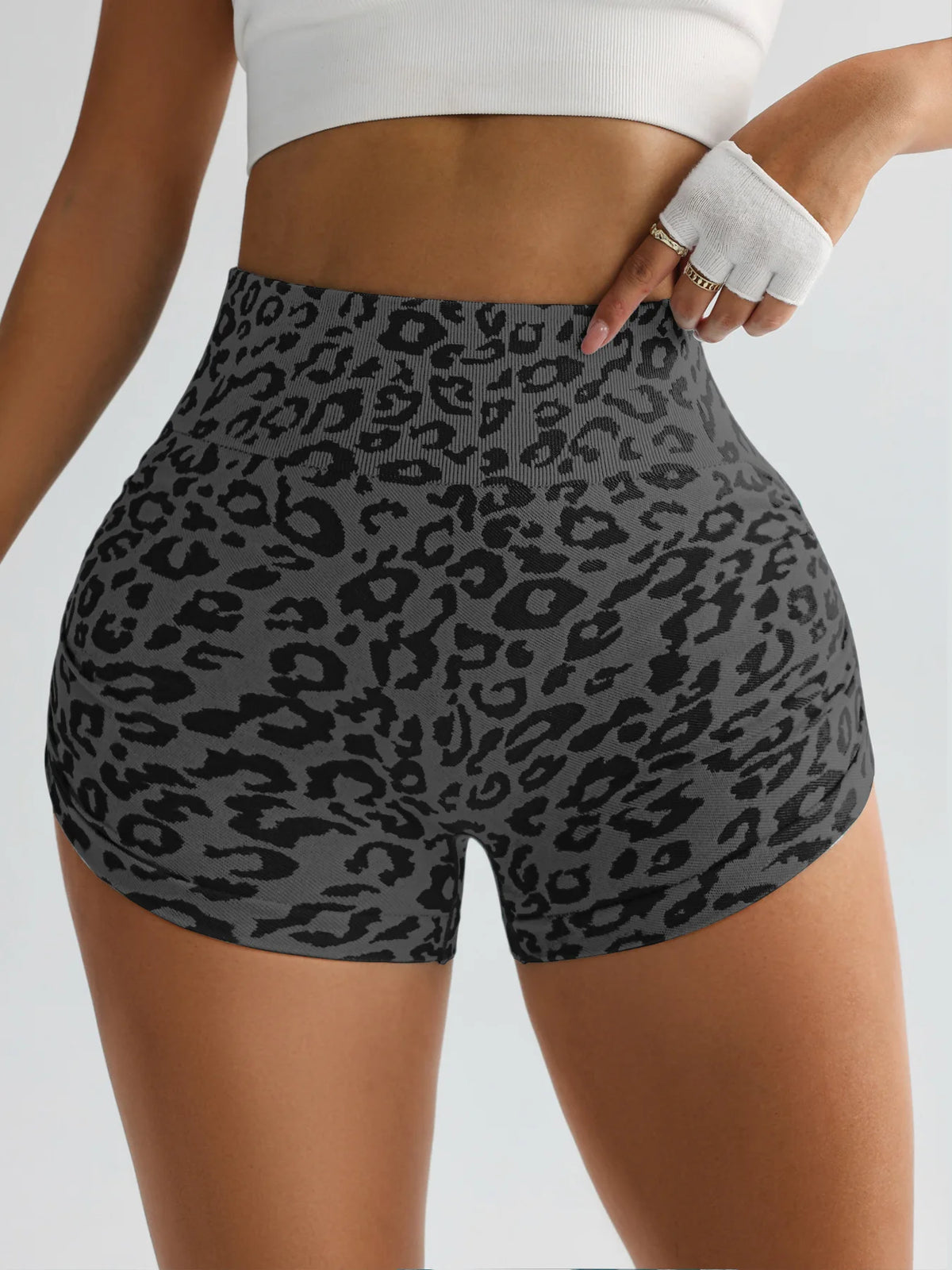 Shorts deportivos de estilo animal print para mujer